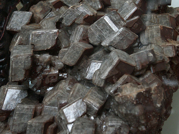 鎢礦球磨機(jī)好在哪？