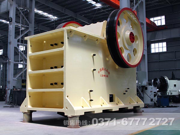 礫巖破碎、制砂全套加工設備都有什么？