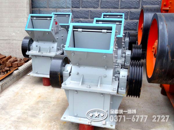 小型錘式破碎機工作原理、型號及參數(shù)