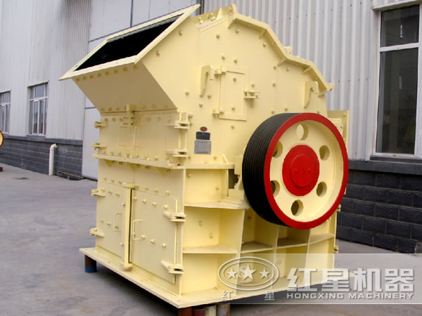 PXJ800×600型石灰石高產(chǎn)細(xì)碎機(jī)_小功率，大能力，值得一看
