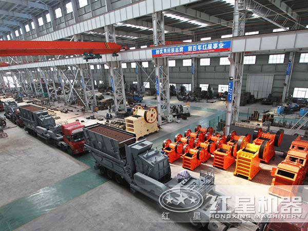 移動(dòng)式碎石機(jī)pk固定式碎石機(jī)，誰更適用于采石場作業(yè)？