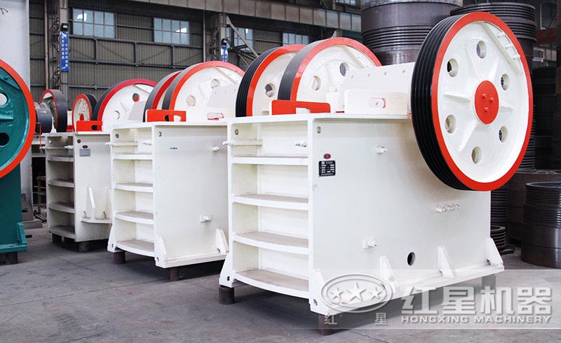 哪兒有小型石子破碎機(jī)？一套價(jià)錢是多少？