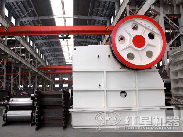 顎式破石機(jī)——石料廠的戰(zhàn)斗機(jī)，石頭的變形機(jī)