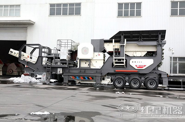 小型車式流動石子粉碎機，小巧輕便但不失專業(yè)