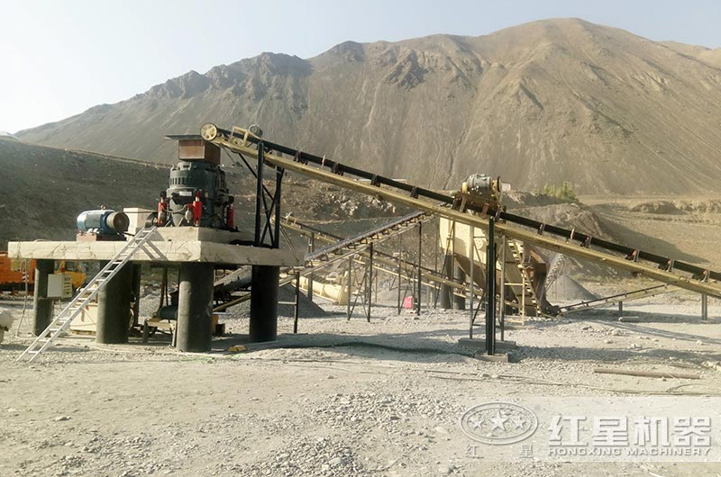 中型碎石機(jī)多少錢(qián)一臺(tái)，一天能碎多少石頭？